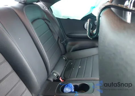 2019 Mercedes-Benz C 300 from USA, damaged, VIN WDDWJ8DB3KF926187